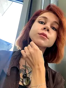 British_EmJess – webcam model profile photo Image 9