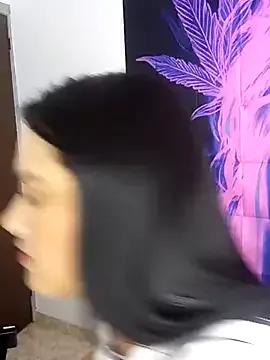 blondeangel_4u2 – webcam model profile photo Image 12