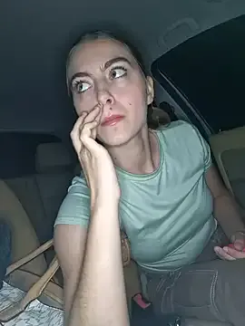 FapFapFap123 – webcam model profile photo Image 17