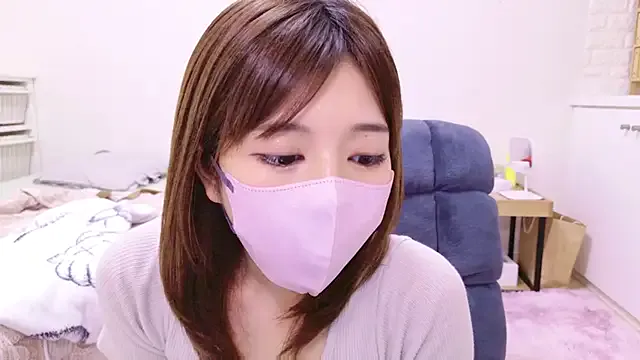 LoraDevine – webcam model profile photo Image 10