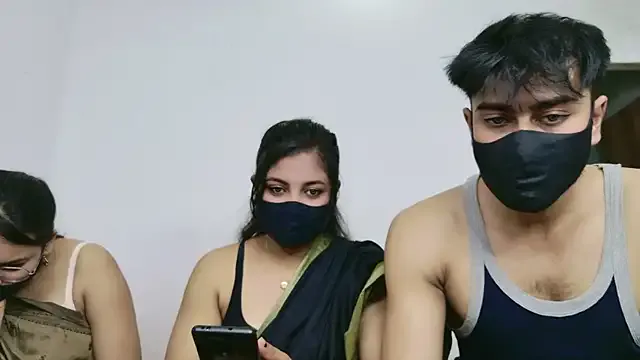 SofiaSins – webcam model profile photo Image 14