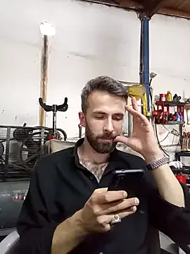 1pushman – webcam model profile photo Image 3