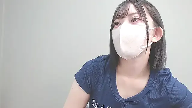 Vik1One1 – webcam model profile photo Image 3