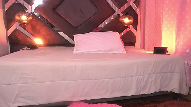 hothoneybabe – webcam model profile photo Image 2