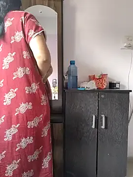 LizzieGreyX – webcam model profile photo Image 10