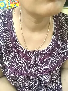 LizzieGreyX – webcam model profile photo Image 5