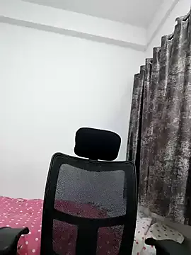 SquirtleBabyy – webcam model profile photo Image 18