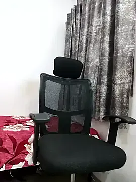 SquirtleBabyy – webcam model profile photo Image 2