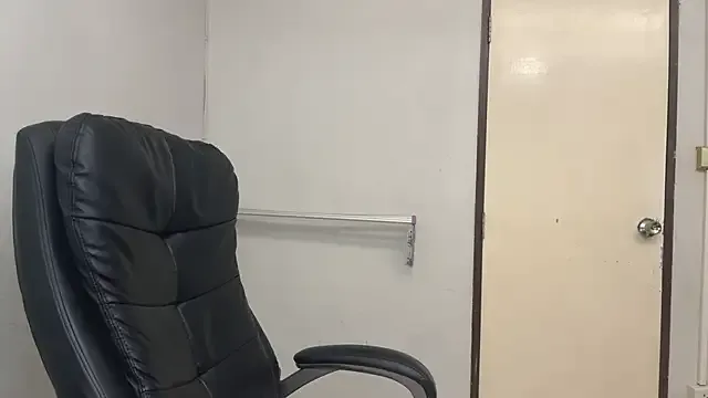 BellaBelll – webcam model profile photo Image 13