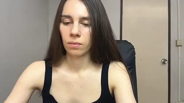 BellaBelll – webcam model profile photo Image 4