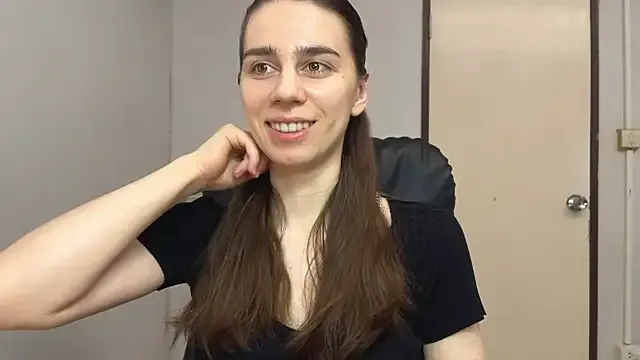 BellaBelll – webcam model profile photo Image 7