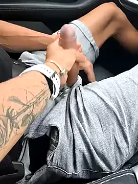 TyleneBuck – webcam model profile photo Image 4