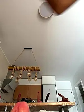 British_EmJess – webcam model profile photo Image 15