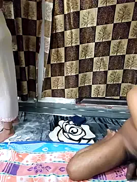 BlondeHott – webcam model profile photo Image 2