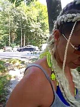 Ellalouisee89 – webcam model profile photo Image 8