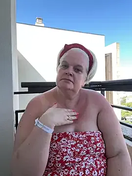 BlondeScarlettx – webcam model profile photo Image 19