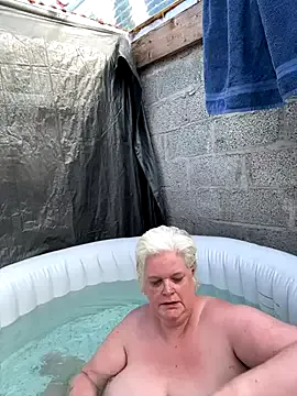 BlondeScarlettx – webcam model profile photo Image 5