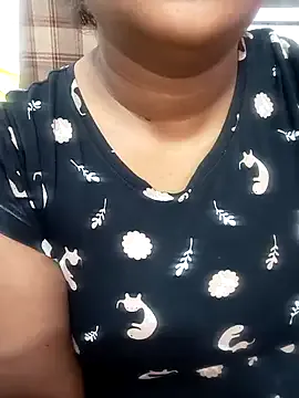 blondeangel_4u2 – webcam model profile photo Image 7