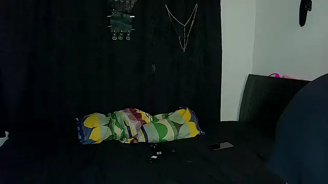 British_EmJess – webcam model profile photo Image 2