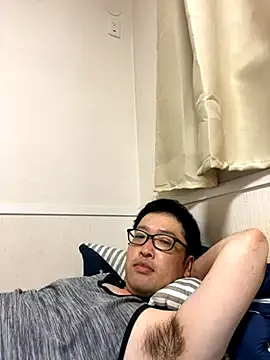 British_EmJess – webcam model profile photo Image 9