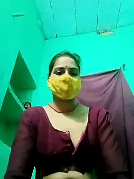 GlamGran – webcam model profile photo Image 4