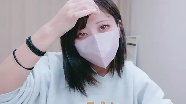 TyleneBuck – webcam model profile photo Image 3