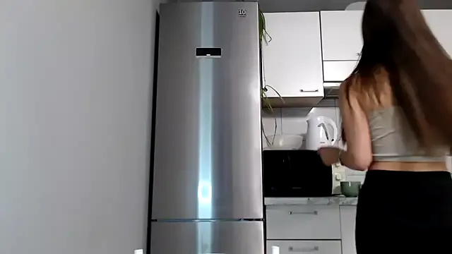 Hotforunow – webcam model profile photo Image 14