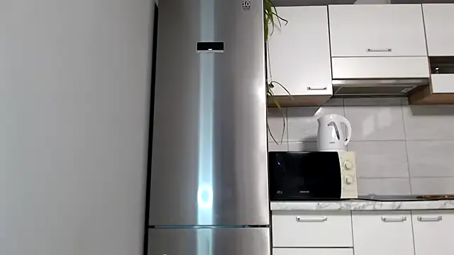 Hotforunow – webcam model profile photo Image 18