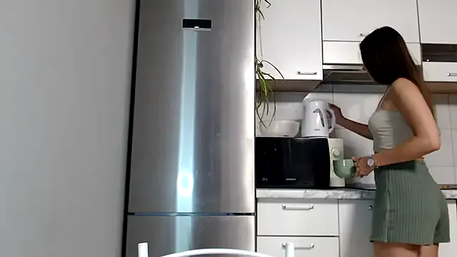 Hotforunow – webcam model profile photo Image 3