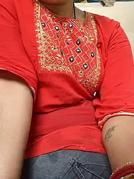 DaryaStars – webcam model profile photo Image 4