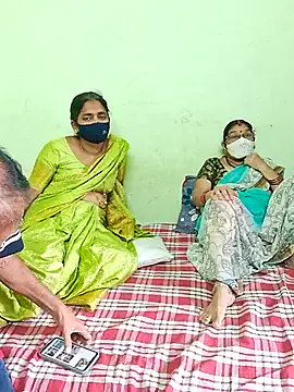 SelennaMoon – webcam model profile photo Image 15