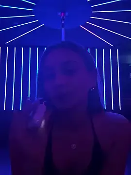 Party-SwingerADS – webcam model profile photo Image 7