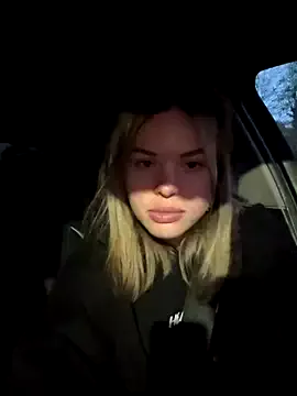 SusyBlair – webcam model profile photo Image 14