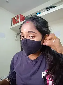 SilviaPastori – webcam model profile photo Image 10