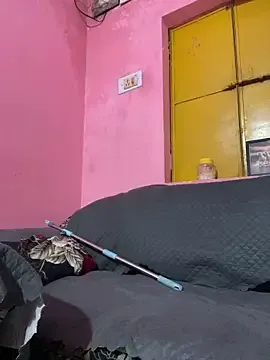 KaylinJan – webcam model profile photo Image 2