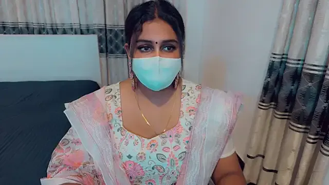 bunny_blonde – webcam model profile photo Image 3