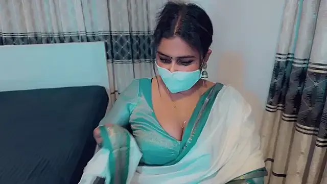 bunny_blonde – webcam model profile photo Image 4