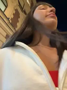 Hotforunow – webcam model profile photo Image 10