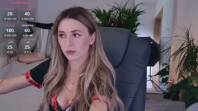 Hanna_Blondee – webcam model profile photo Image 4