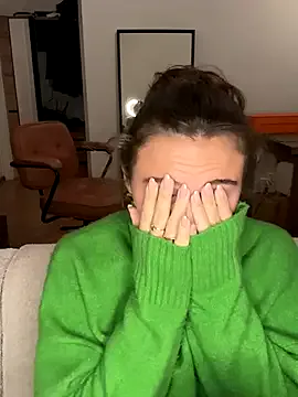 BlondeHott – webcam model profile photo Image 7