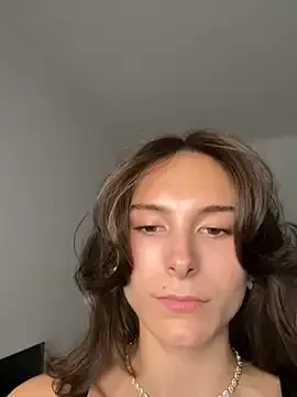 BlondeHott – webcam model profile photo Image 9