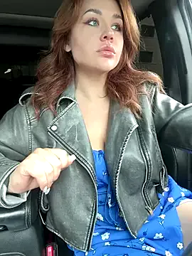 blondeangel_4u2 – webcam model profile photo Image 8