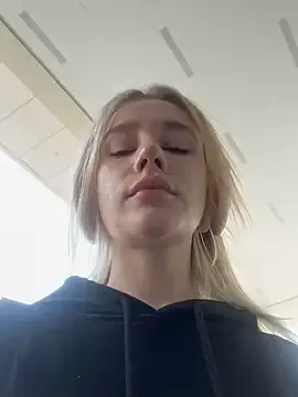 TyleneBuck – webcam model profile photo Image 6