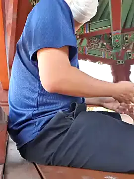 guntermeiner – webcam model profile photo Image 3