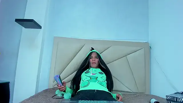 KaylinJan – webcam model profile photo Image 5