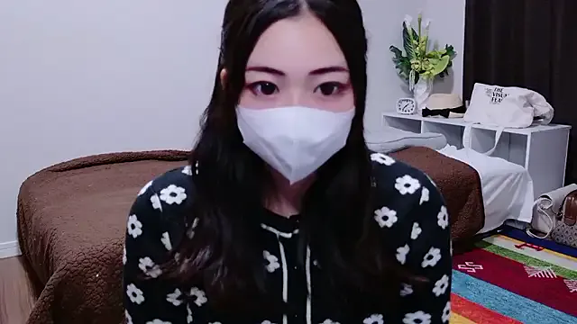 LizzieGreyX – webcam model profile photo Image 12