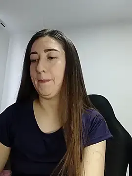 Lusty-Ladiiees – webcam model profile photo Image 10