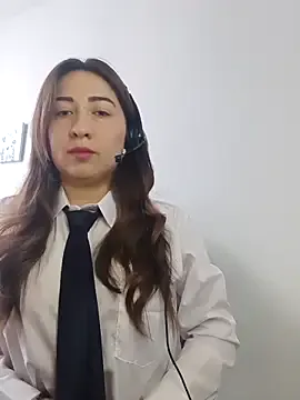 Lusty-Ladiiees – webcam model profile photo Image 17