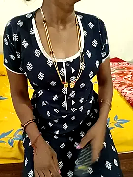 SusyBlair – webcam model profile photo Image 10