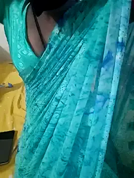 SusyBlair – webcam model profile photo Image 4